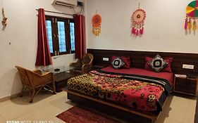 Orchid Hotel And Hostel Rishikesh